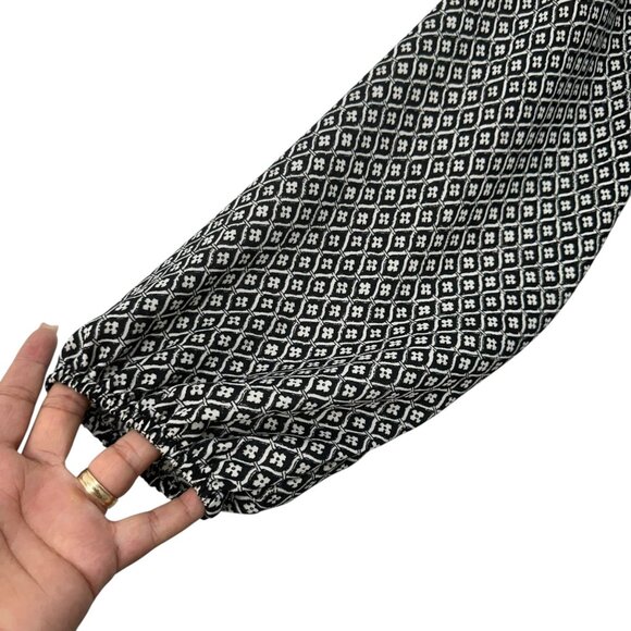 Max Studio Womens SZ M Black & White Geometric Pattern Blouse Half Button Front - Picture 9 of 10